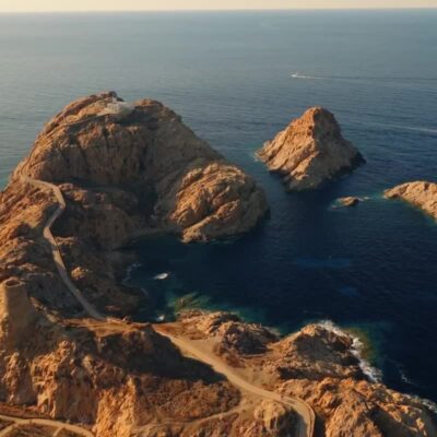 Phare de La Pietra au coucher de soleil L'Ile-Rousse