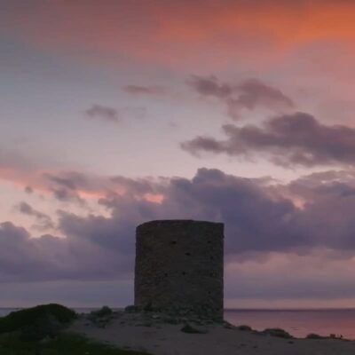 Tour génoise de la pointe de Spano au coucher de soleil