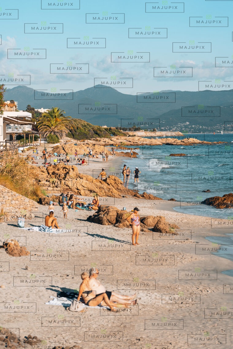 Ajaccio plage de Barbicaja