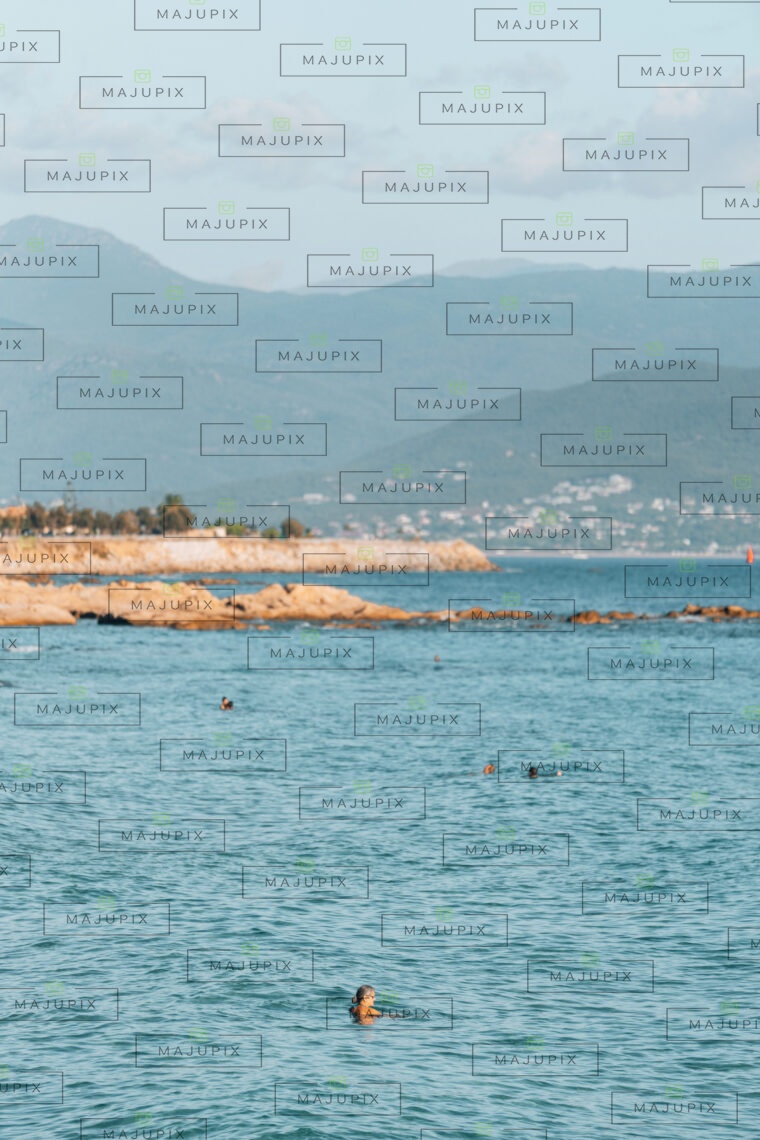 Ajaccio plage de Barbicaja