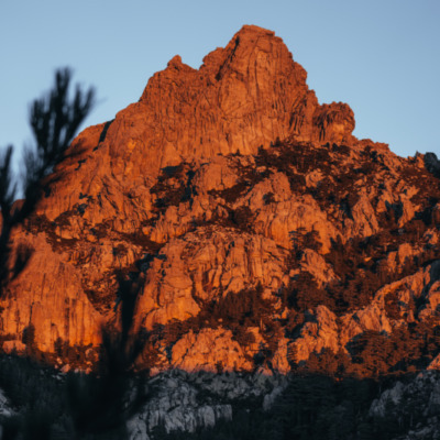 Les Aiguilles de Bavella au lever de soleil