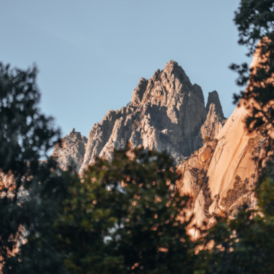 Les Aiguilles de Bavella au lever de soleil