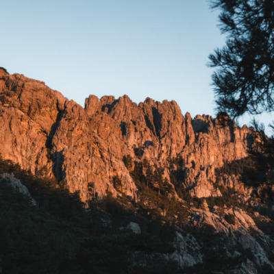 Les Aiguilles de Bavella au lever de soleil