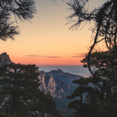 Bavella au lever de soleil