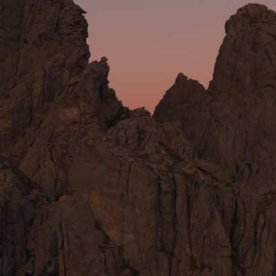 Les Aiguilles de Bavella au lever de soleil