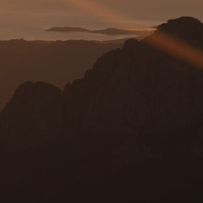 Les aiguilles de Bavella au lever de soleil
