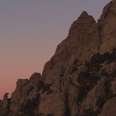 Les aiguilles de Bavella au lever de soleil