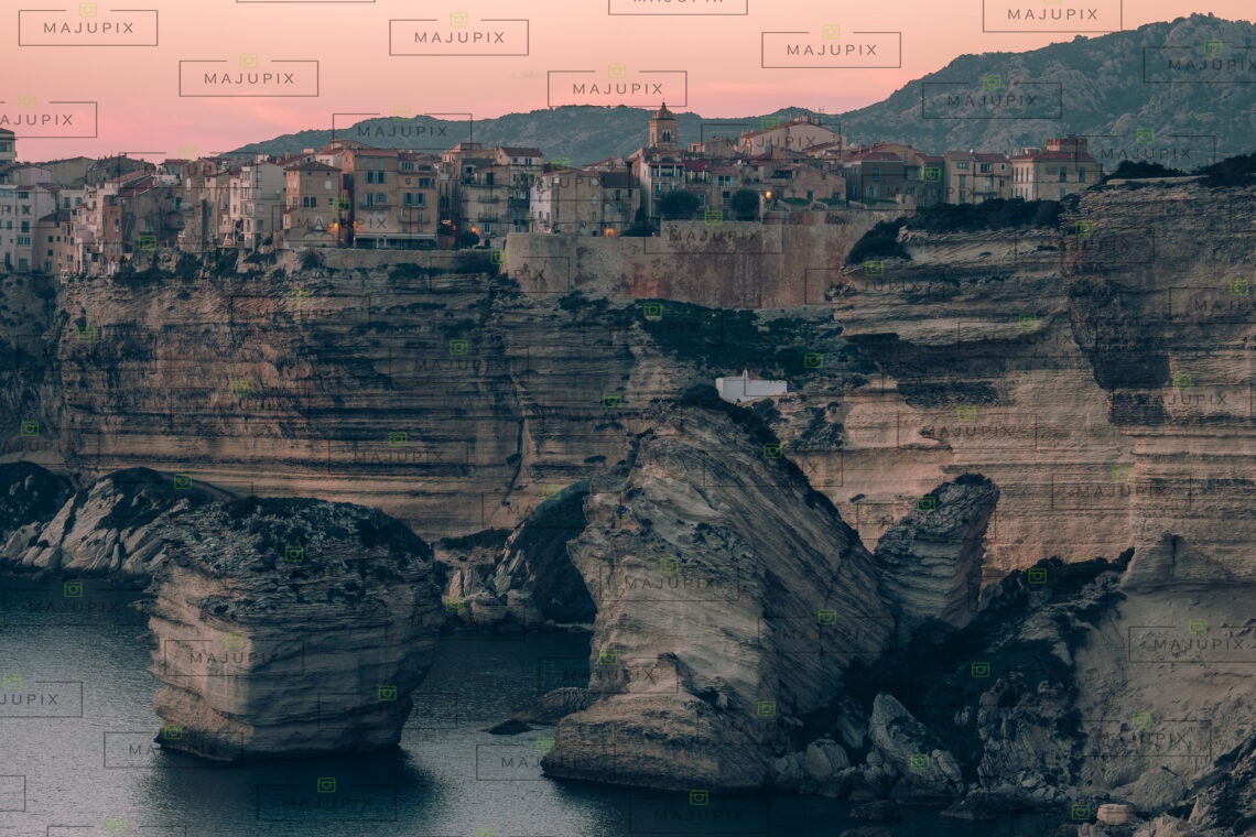 Falaises de Bonifacio au coucher de soleil