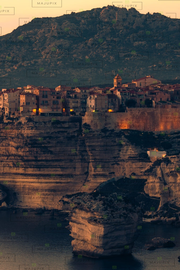 Bonifacio au coucher de soleil