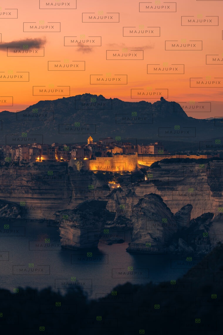 Falaises de Bonifacio au coucher de soleil