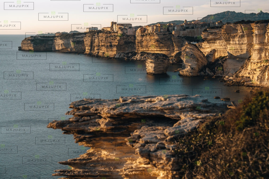 Falaises de Bonifacio au coucher de soleil