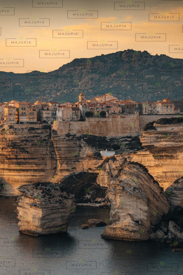 Falaises de Bonifacio au coucher de soleil
