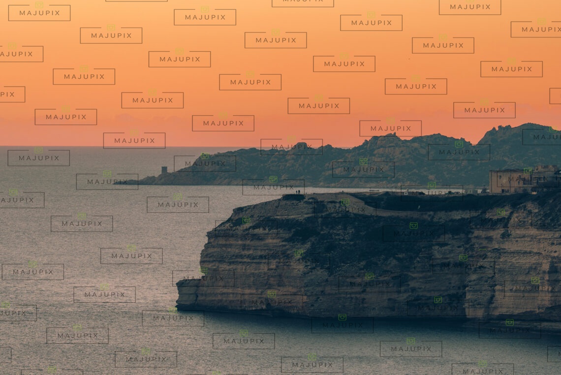 Falaises de Bonifacio au coucher du soleil