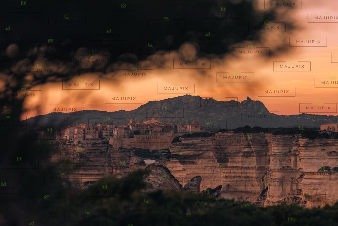 Falaises de Bonifacio au coucher du soleil