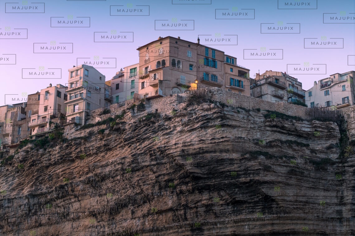 Bonifacio au coucher de soleil drone