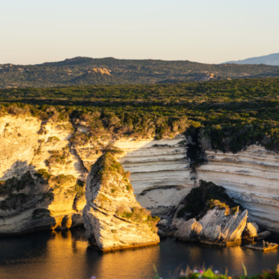 Falaises de Bonifacio au lever de soleil
