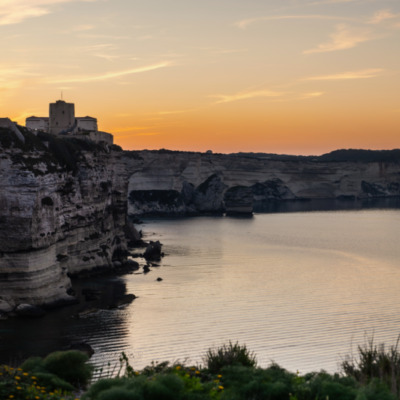 Falaises de Bonifacio au lever de soleil