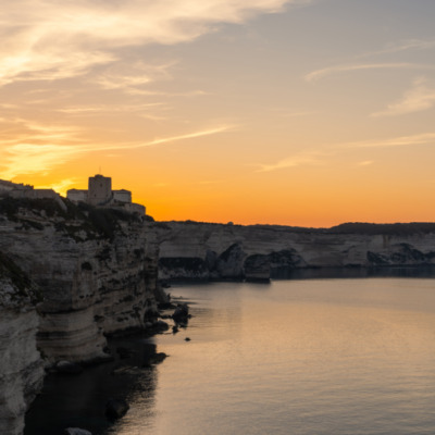 Falaises de Bonifacio au lever de soleil