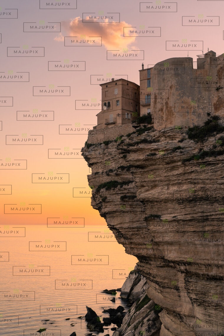 Falaises de Bonifacio au coucher de soleil