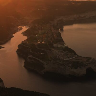 Bonifacio au lever de soleil