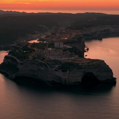 Bonifacio au lever de soleil
