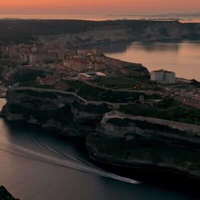 Bonifacio au lever de soleil