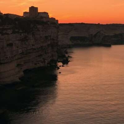 Falaises de Bonifacio au lever de soleil