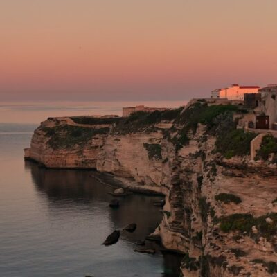 Falaise de Bonifacio au lever de soleil
