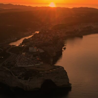 Bonifacio au lever de soleil