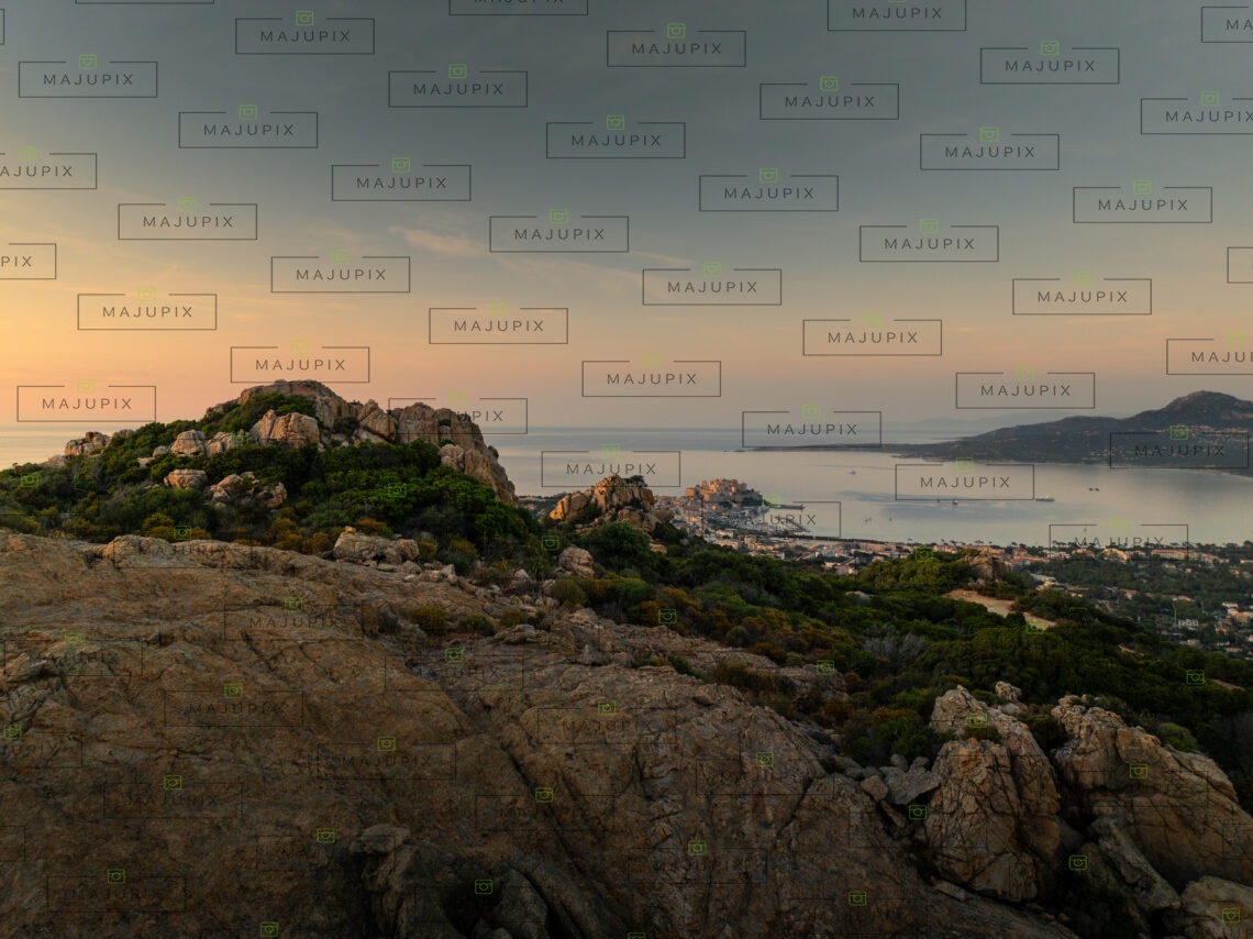 Calvi au coucher de soleil