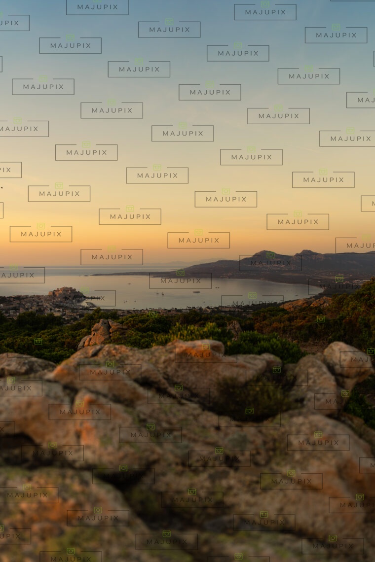 Calvi au coucher de soleil
