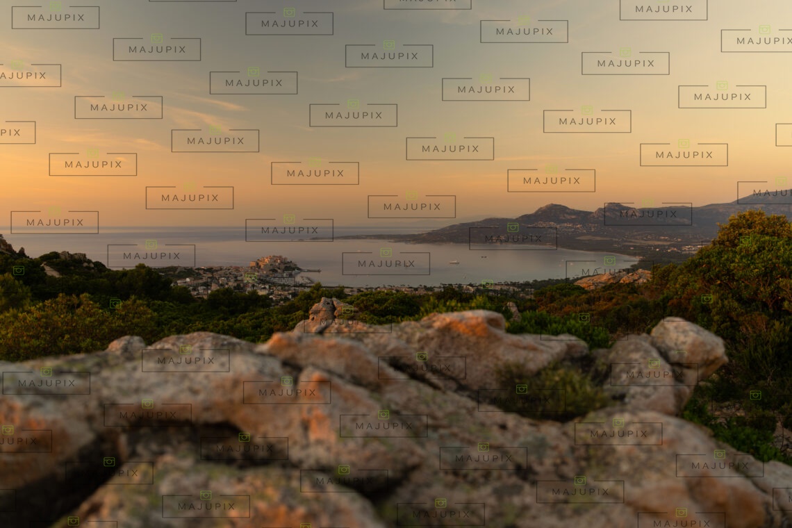 Calvi au coucher de soleil