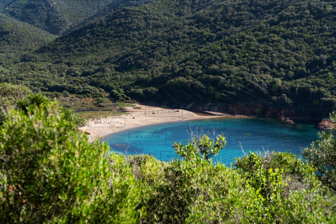 Plage de Tuara Girolata