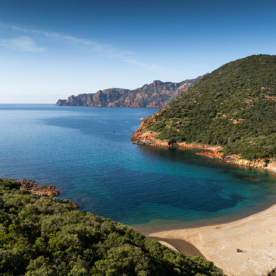 Plage de Tuara Girolata drone