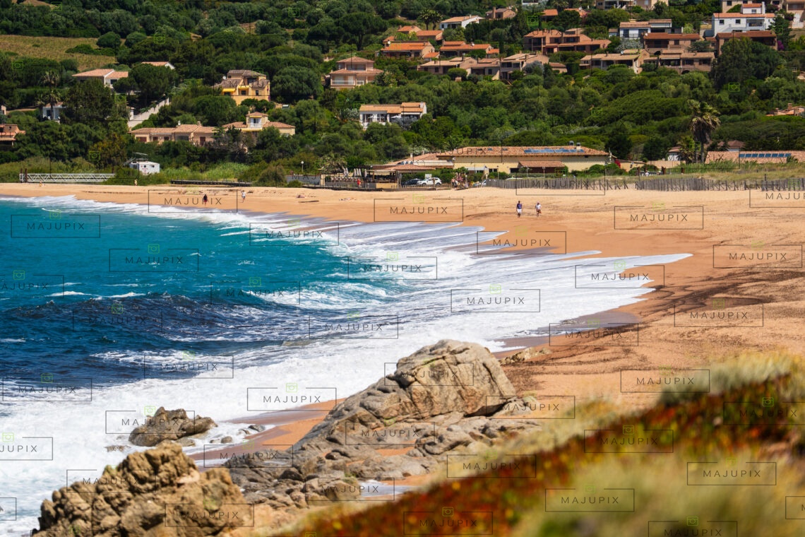 Plage du Golfe de Lava