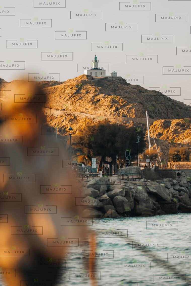 Phare de la Pietra au coucher de soleil l'Ile-Rousse