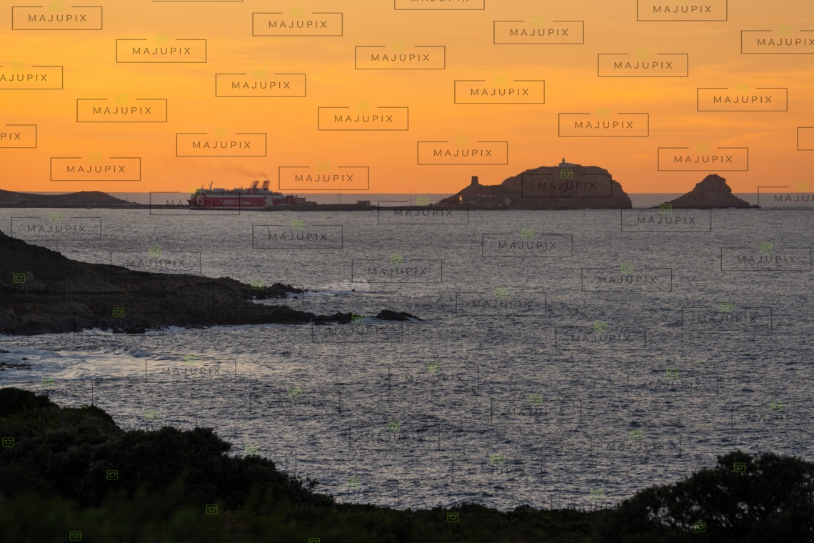 L'Ile-Rousse au coucher du soleil
