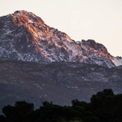 Montagne enneigée
