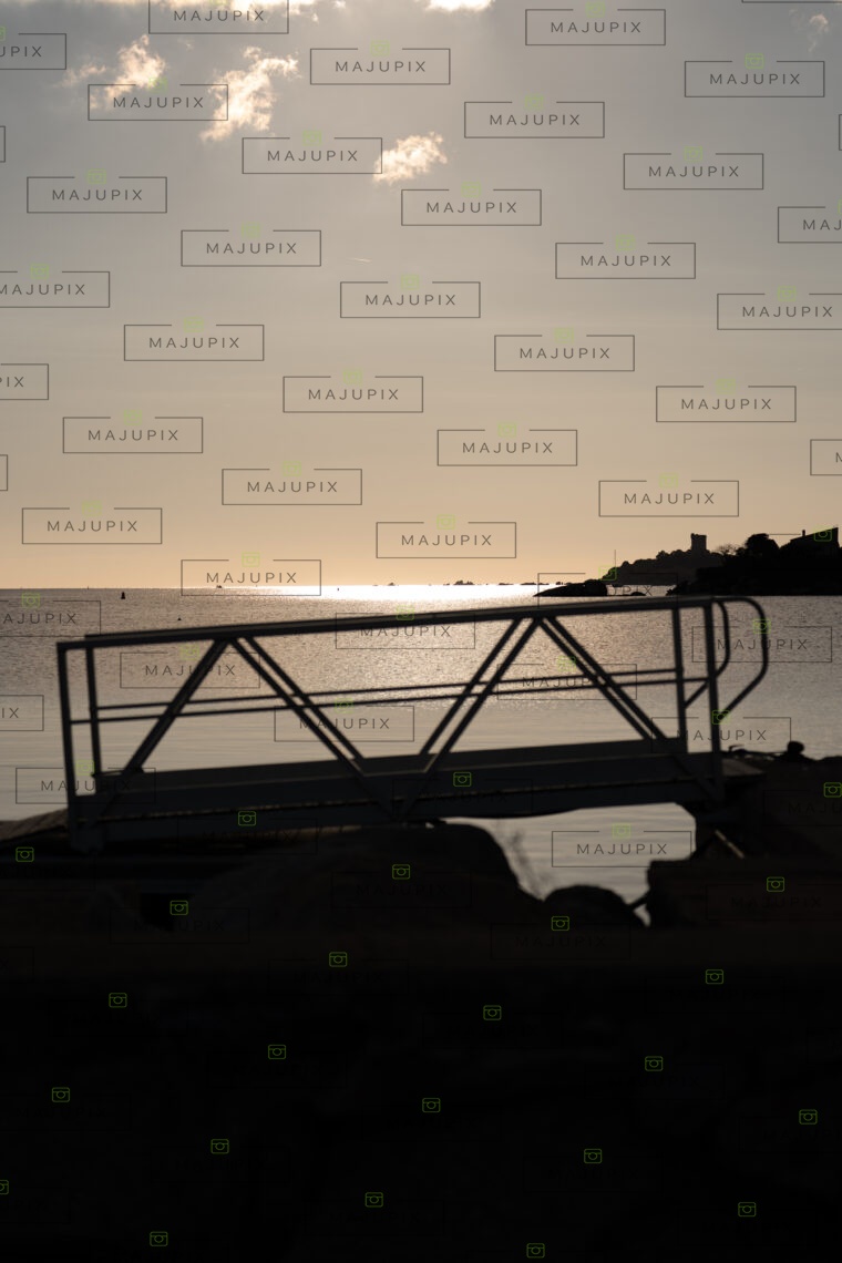Port de Pianottoli-Caldarello au coucher de soleil