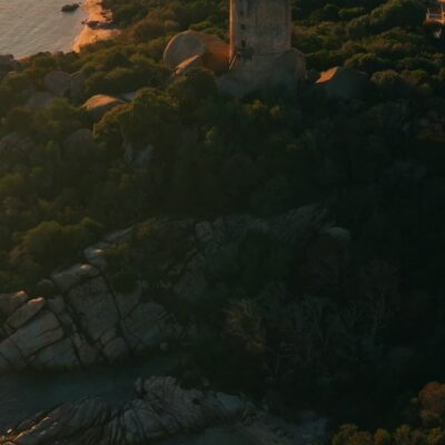 Tour génoise de Pianottoli-Caldarello au coucher de soleil