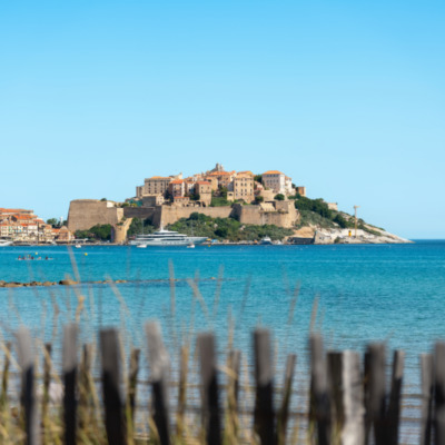 Citadelle et plage de Calvi