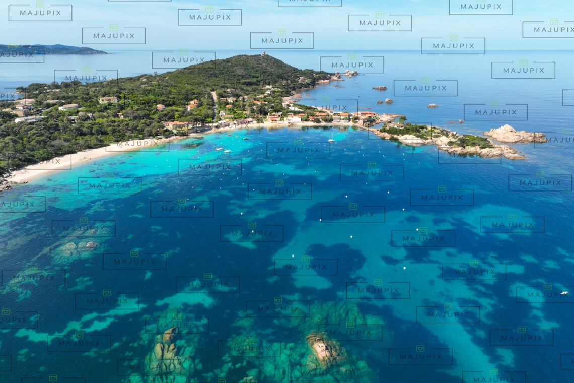 Plage de l'Isolella drone