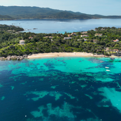 Plage de l'Isolella drone
