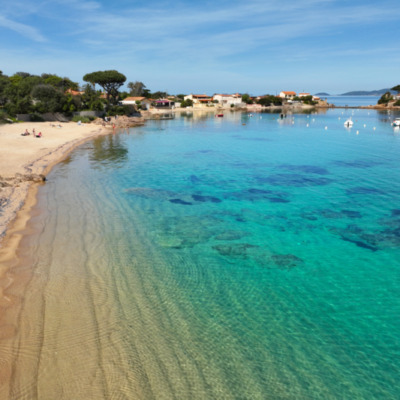 Plage de l'Isolella drone