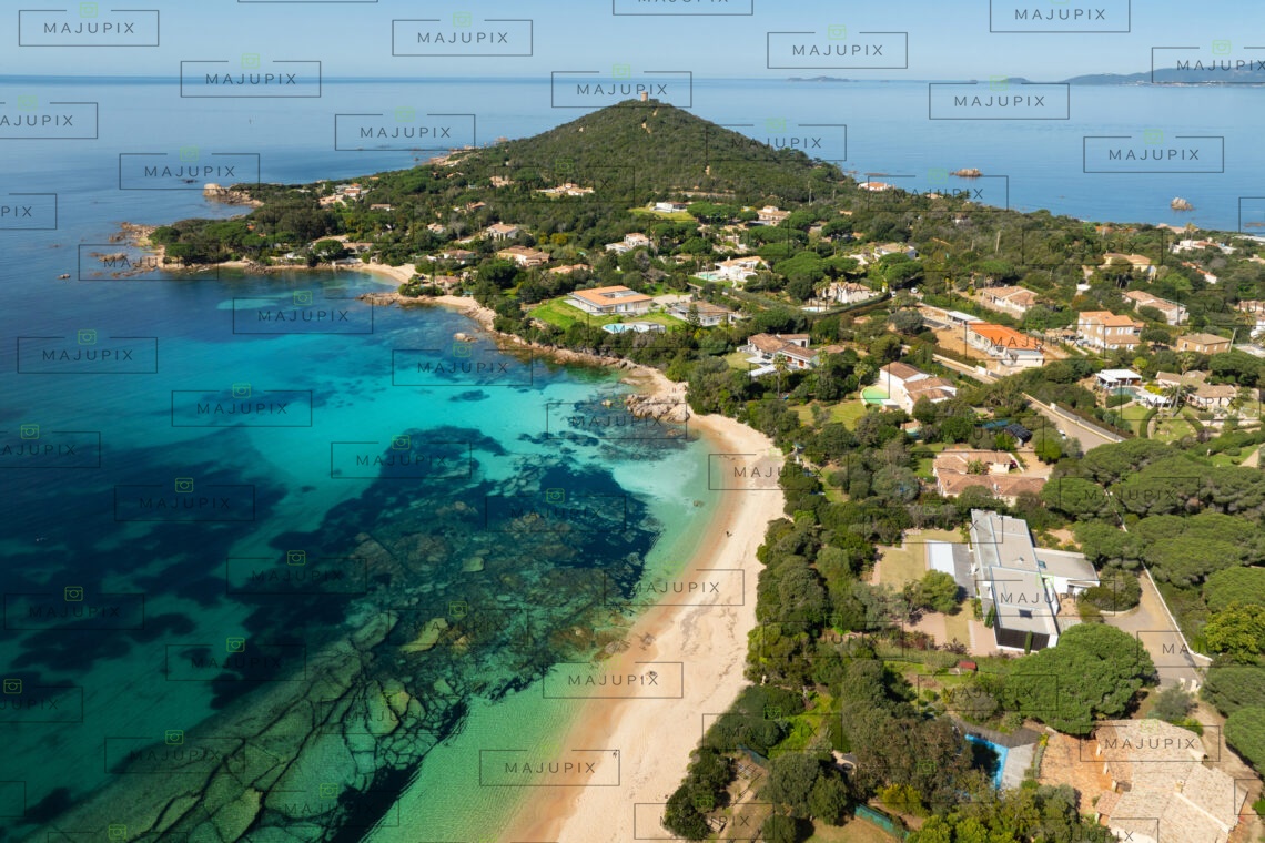 Plage de l'Isolella drone