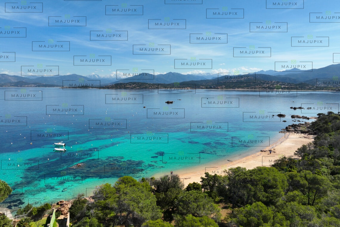 Plage de l'Isolella drone