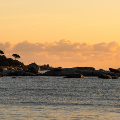Plage de Santa Giulia au lever de soleil Porto-Vecchio
