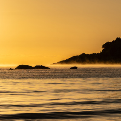 Plage de Santa Giulia au lever de soleil Porto-Vecchio