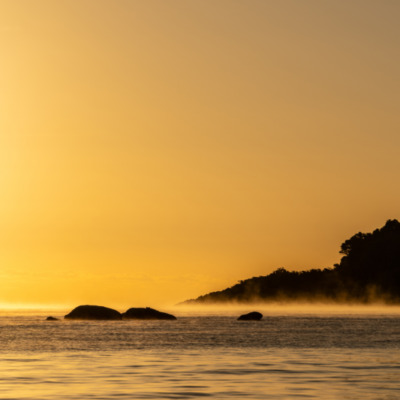 Plage de Santa Giulia au lever de soleil Porto-Vecchio