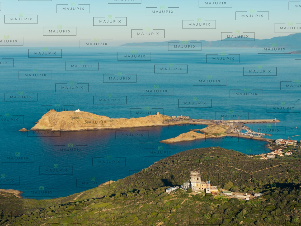 Phare de la Pietra drone